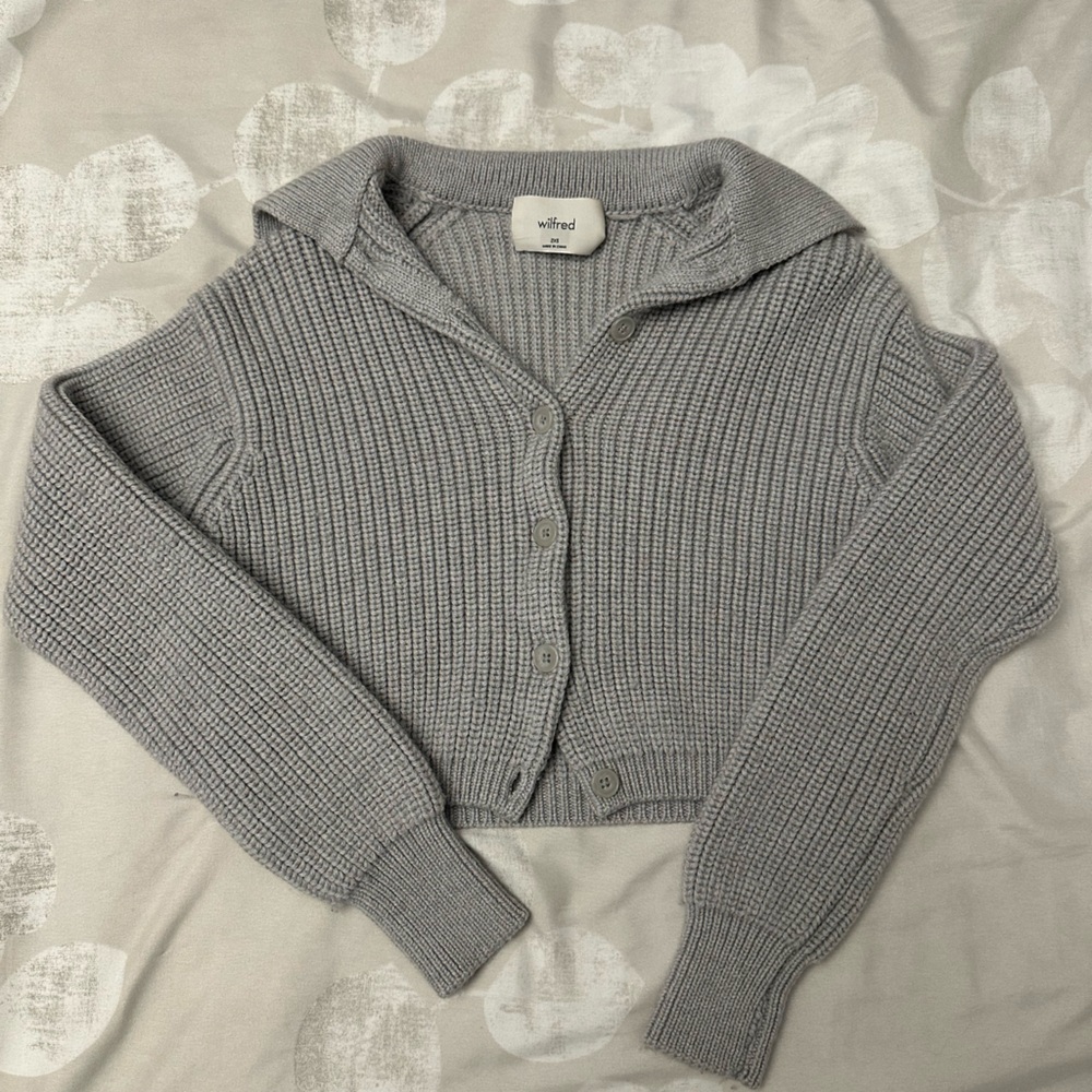 Aritzia Nextdoor Sweater